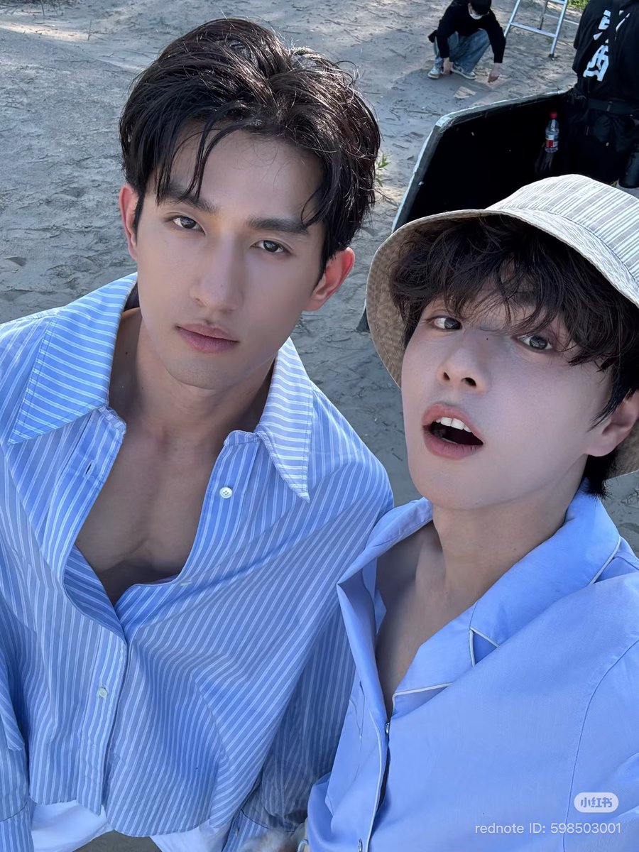 DAUI_10_10's tweet photo. 너무 이쁜것같아요..🤣 https://t.co/lhVFR98c5V