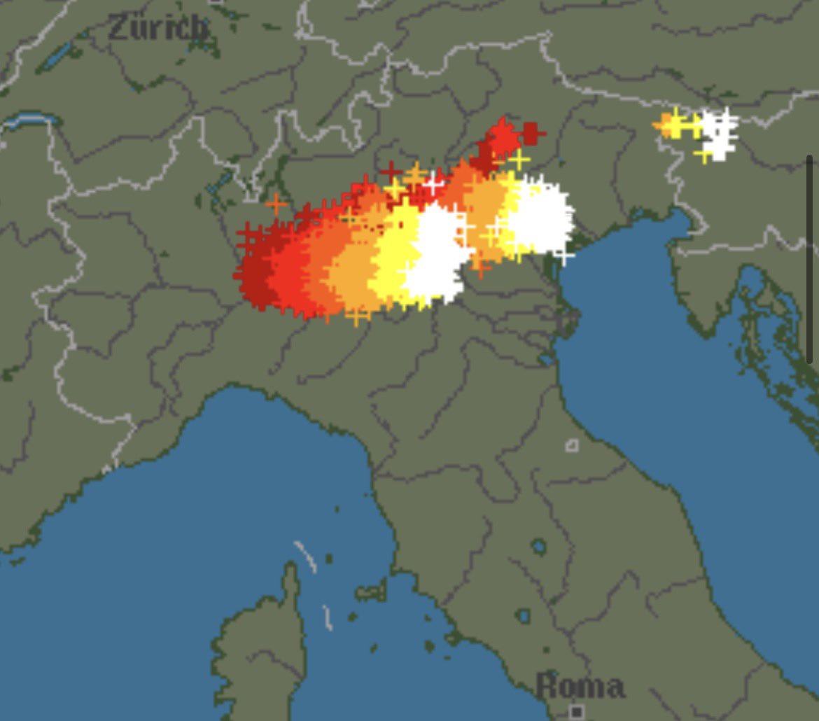 Emergenza24's tweet photo. ⭕️ADESSO [17.07-08:00] Nord #Italia in corso e previste intense precipitazioni anche temporalesche e forte attività elettrica #fulmini Dicci dove sei (se sei nell’area e ADESSO) e la situazione, anche se ok. Grazie. Informazioni e aggiornamenti: https://t.co/FT4GDR2Doy
Segui questo account X/Twitter https://t.co/m91guwYS6l Iscriviti al canale Whatsapp Emergenza24 https://t.co/9bslUsJKi6