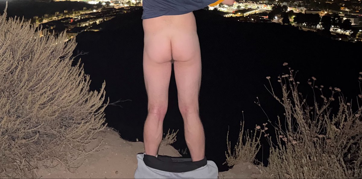 chuddick's tweet photo. Nice view! 🌕🌕🌕#mooning #mlm #gaydude https://t.co/yJ72ICgVo2
