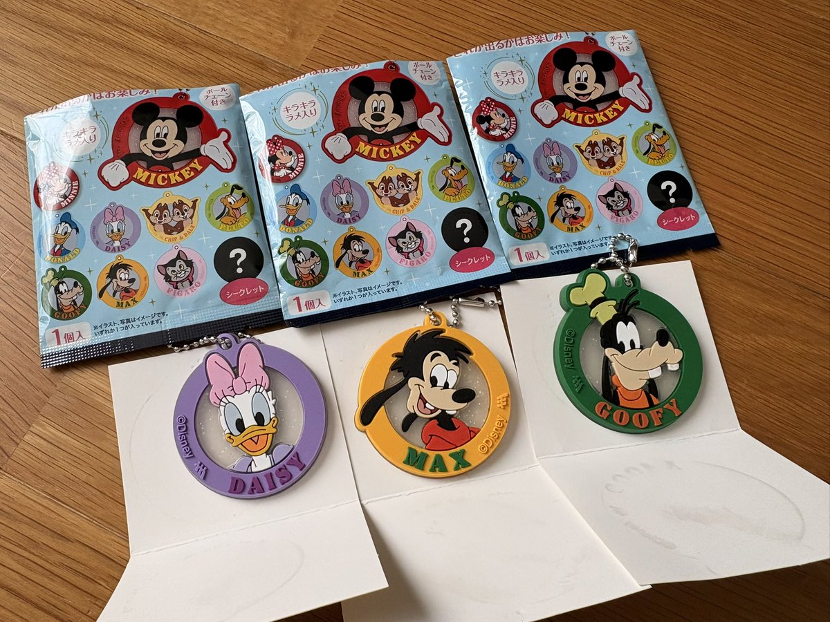 aphmn_1124's tweet photo. ディズニー ラバーキーホルダーセリア交換

【譲】 グーフィー マックス デイジー
【求】ミニー チップ&amp;デール ミッキー
　　シークレット

郵送希望中
まとめて交換可能な方優先！

よろしくお願いいたします！ https://t.co/LTUw33TVRW