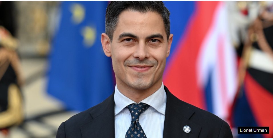 Ajuijn_'s tweet photo. Miljoenen euro's aan belastinggeld naar sociale media van ministers 🥳💸💸💸

https://t.co/VJ2e5aHTPm https://t.co/8bLnPwMYwE