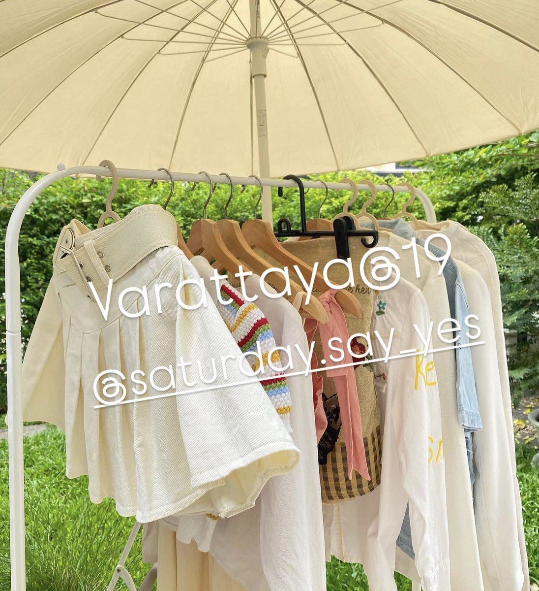 varattaya19's tweet photo. 🍓🍽️🛻
ปลายเดือนนี้จะมีส่งต่อเสื้อผ้าของเราเองคับบ
ราคามีตั้งแต่ 30บาท-1000กว่าๆค้าบ

บางตัวใส่ไม่กี่ครั้งเองค้าบ

#ส่งต่อ #เสื้อผ้า #กระเป๋า #กระเป๋ามือสอง #เสื้อผ้ามือสอง #เสื้อผ้ามือ2 #ส่งต่อเสื้อผ้ามือ2 #ส่งต่อเสื้อผ้า https://t.co/ztABqGtxuk