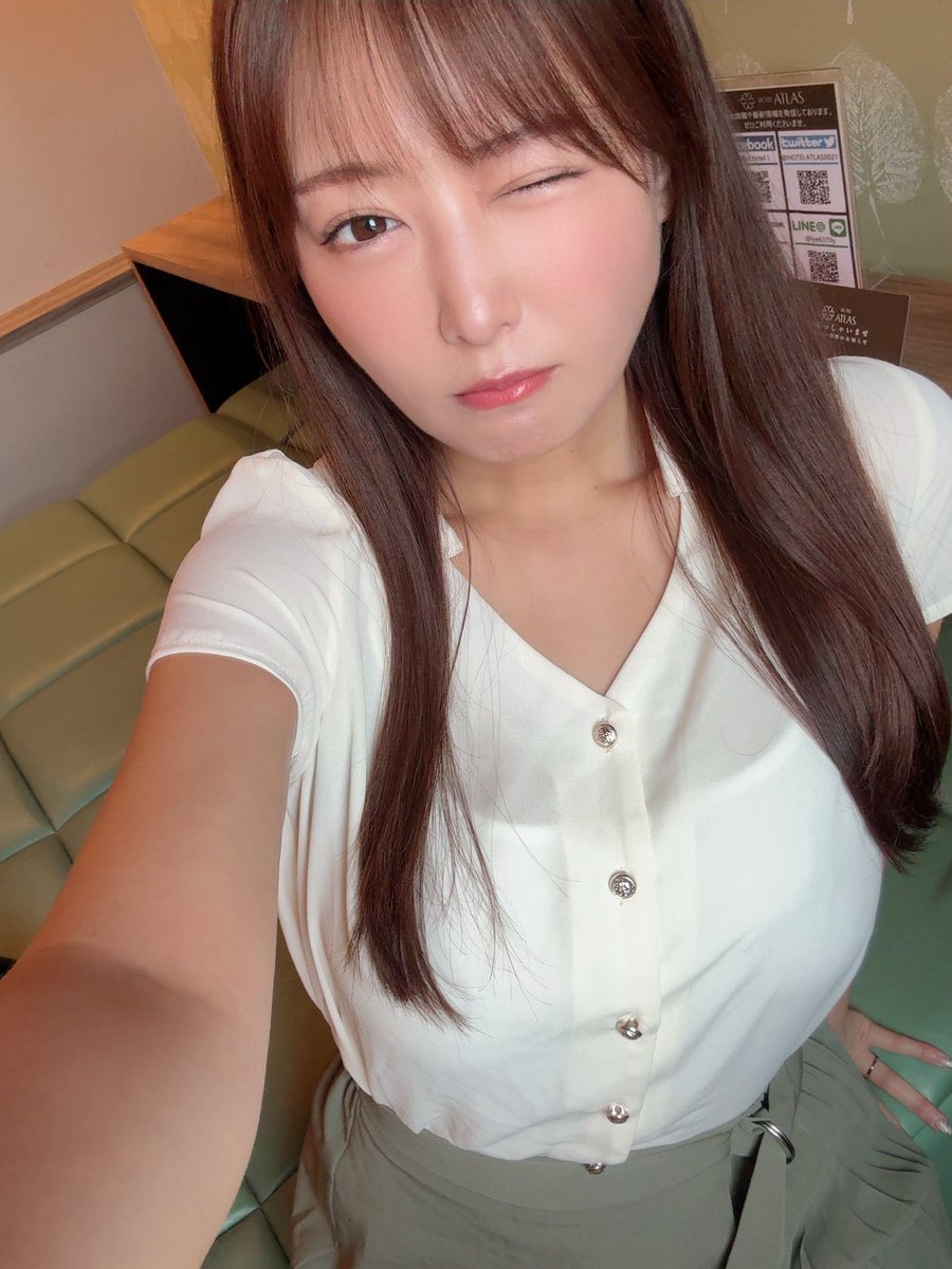 mayu_nyoon's tweet photo. 今日も撮影頑張ってます♪ https://t.co/Vf9vCtgElB