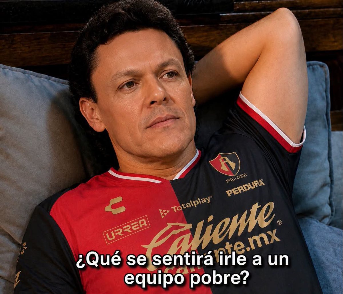 Dereck_51's tweet photo. Hasta a la femenil le está invirtiendo el señor Bejos 😎
♥️🖤 https://t.co/TmGn9h8vYj