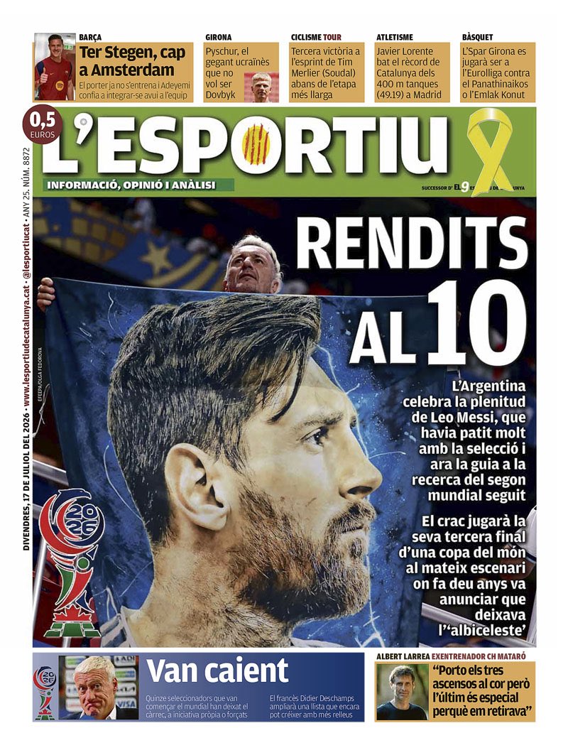 TikiNews's tweet photo. 📰RENDUS AU 10

⭐️l’Argentine célèbre l’état de grâce de Messi, lui qui avait eu tant de mal avec la sélection et qui désormais la guide vers un deuxième mondial consécutif.

❗️Il jouera sa troisième finale mondiale au même endroit où 10 ans auparavant il avait annoncé sa retraite internationale.

🧤Ter Stegen file vers l’Ajax.

🗞️@lesportiuCAT