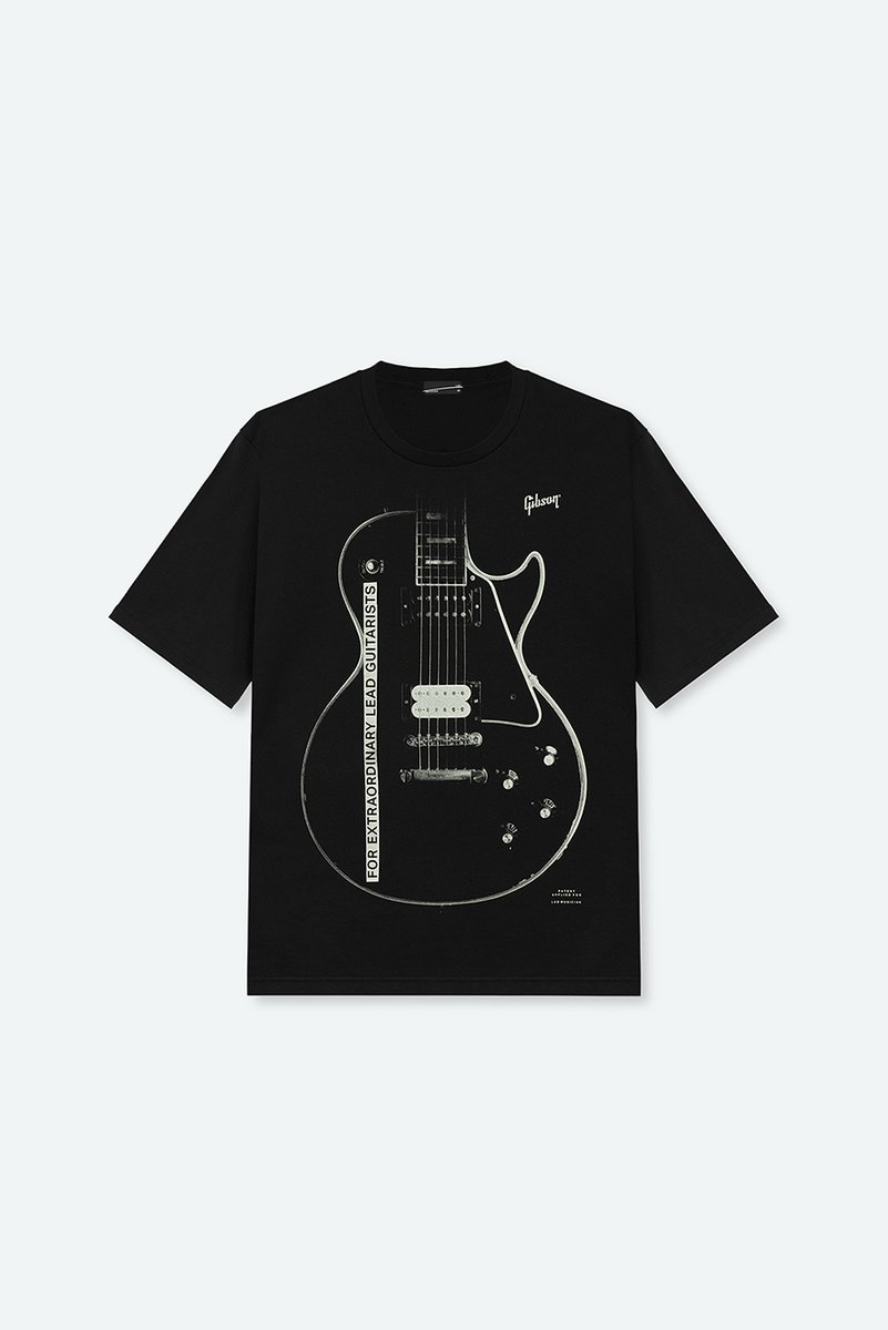 ladmusician_com's tweet photo. RESTOCK 
━━━━━━━━━━━━━━ 
世界的ギターブランドGibsonとLAD MUSICIANによるコラボレーションTシャツが再入荷いたします。 

7月18日(土) ~ FLAG SHOP 
7月21日(火) ~ ONLINE SHOP

https://t.co/LkreqUu8m6

#Gibson
#LADMUSICIAN https://t.co/XcE3JUkHLB