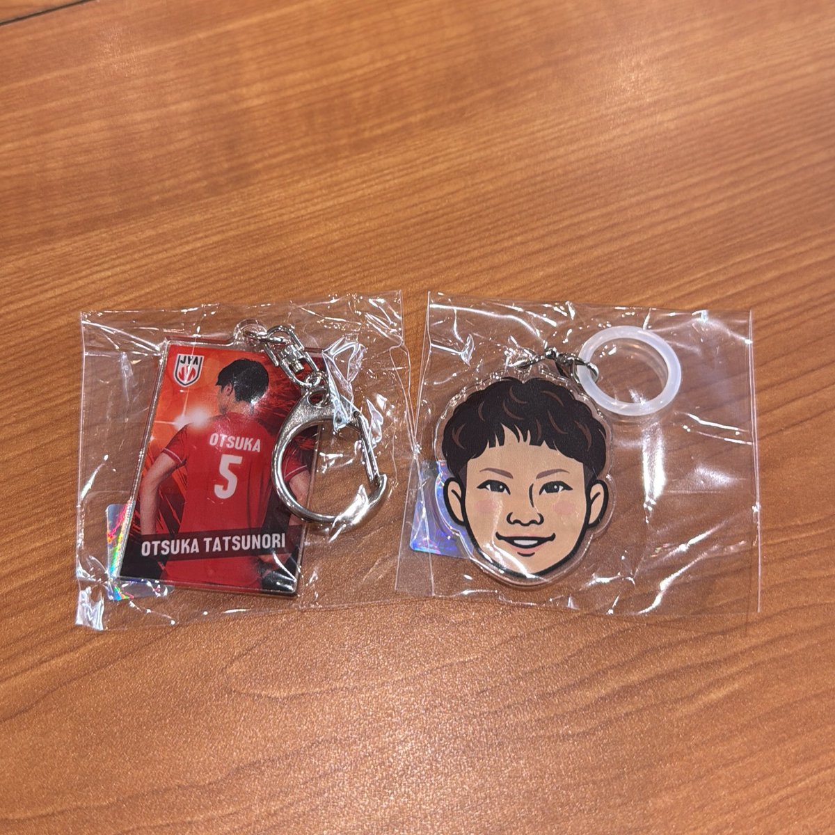 pomum22's tweet photo. 男子バレー ネーションズリーグ VNL ガチャ
アクリルキーホルダー　アクリルマーカー

【譲】5大塚 20山本
画像参照

【求】 15甲斐⭐️ なんでも

本日7/17日本戦会場にて交換可能です。
お声がけください！

#バレー交換 #VNL交換 #ネーションズリーグ交換 https://t.co/oeez8SVNUD