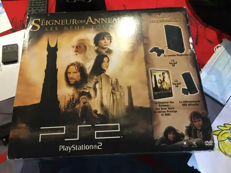 PlayStalgiaX's tweet photo. The Lord of the Rings PS2 https://t.co/JEcCBkMP7A