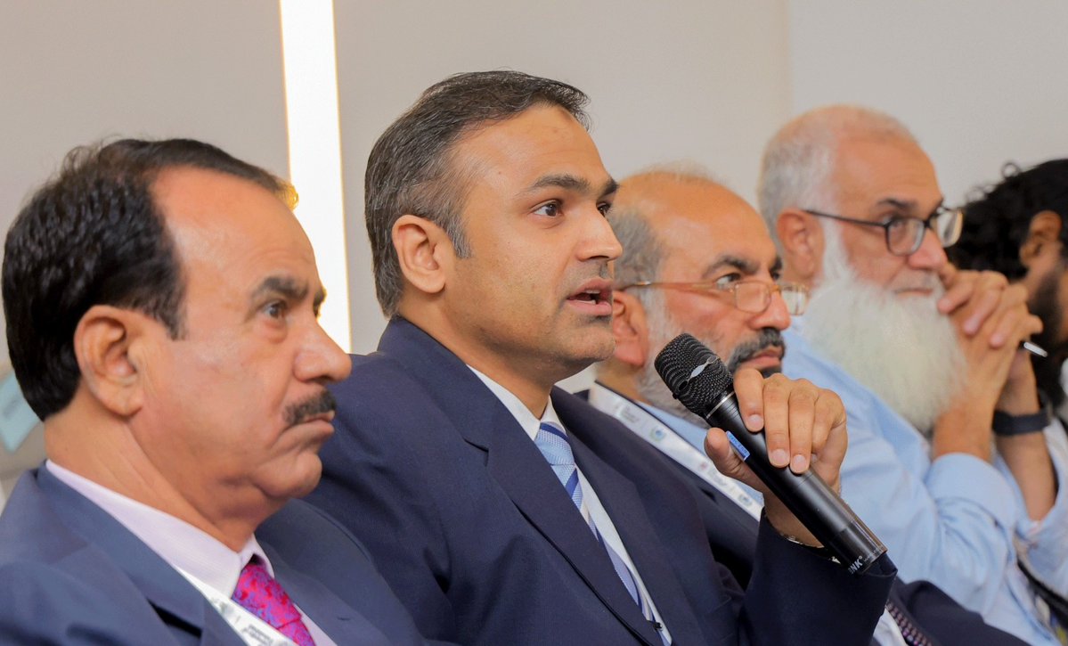 hecpkofficial's tweet photo. HEC's Quality Assurance Agency (QAA) concluded a regional session of the National Leadership Engagement Series on PSG-2023, "The Quality Compact", at the University of Faisalabad, bringing together Deans and Registrars from 23 degree awarding institutions across South Punjab. https://t.co/Yvx76ZdXGy