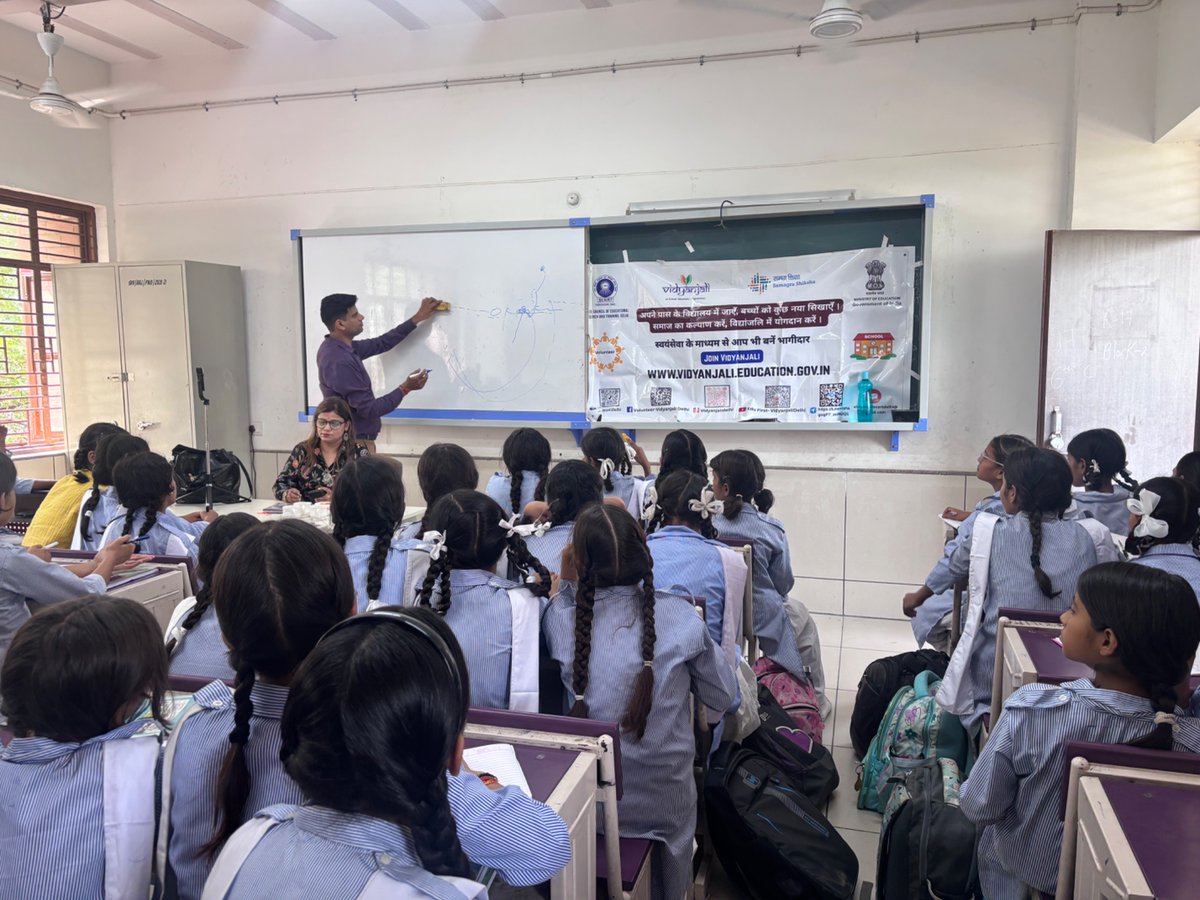 SRajokari's tweet photo. Vidyanjali Activity – Abacus Class
Learning Mathematics the Smart Way! 🧮✨ Building speed, accuracy, focus, and confidence through the power of Abacus. https://t.co/lKH9aS3GAF
