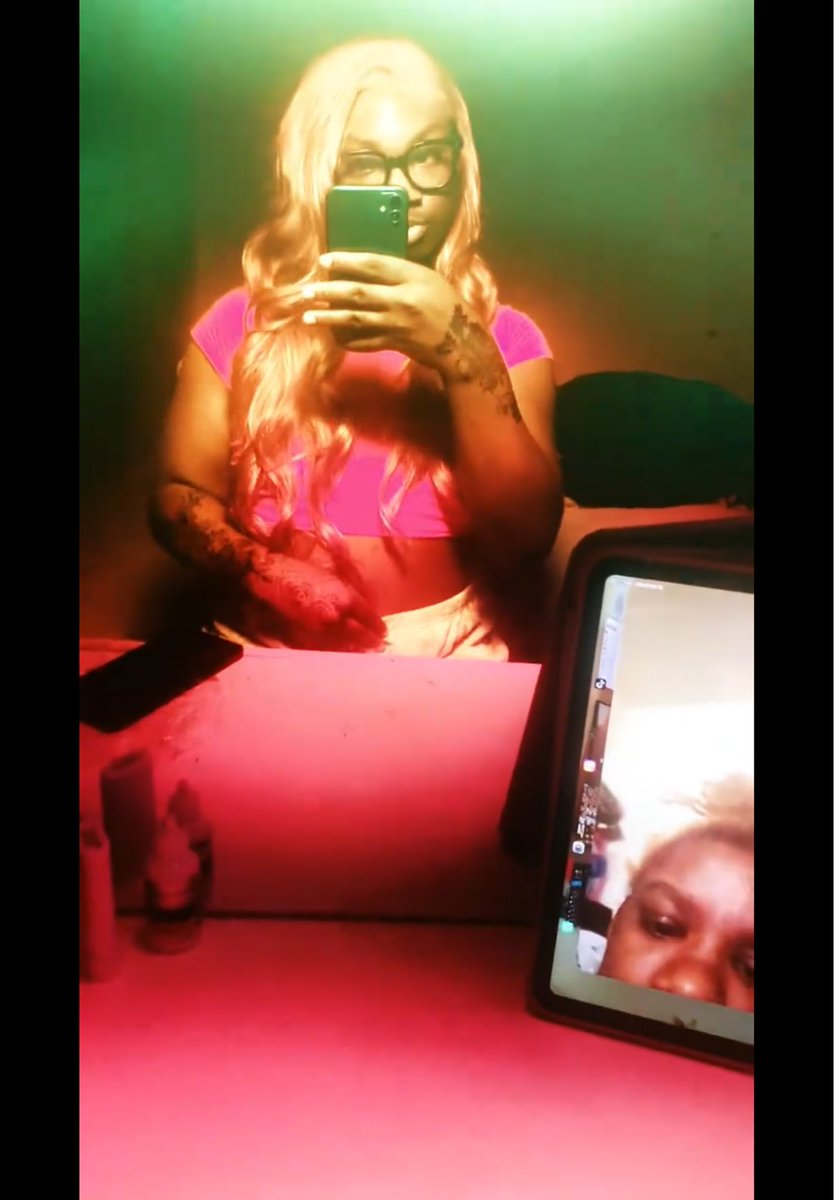 kpmakeup_inc's tweet photo. Heyyy yall #mke #414wi https://t.co/9W1xki8tNA