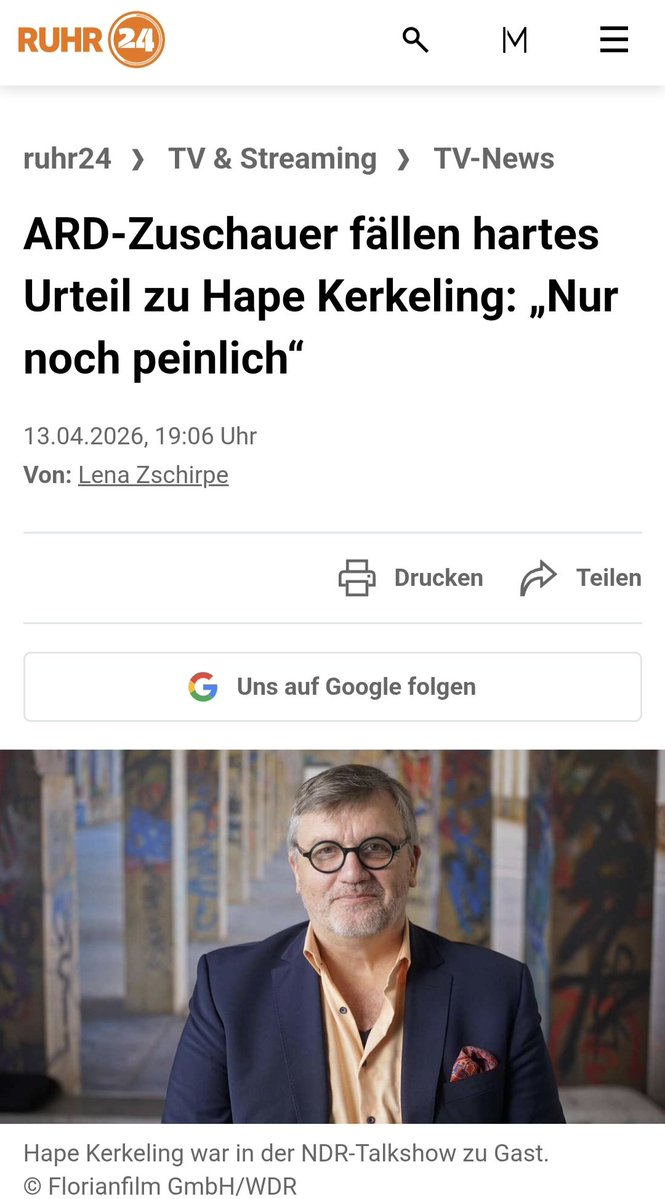 DBSFeld's tweet photo. Ich war mal Fan von Dir, Du überholter und verbitterter Unkomiker. 
Mittlerweile wird mir nur noch übel, wenn ich Deinen gequirlten dumm Schiss  mitbekomme. Komme ruhig als "Experte" nach Thüringen, zum Plagiator, ehemaligen SED-Mitgliedern, Splitterparteigenossen, übergriffigen Verfassungsschutzzombis und linken Verwahrlosten. Du wirst Dein blaues Wunder erleben, H.P. Kerkeling! 💙🫂