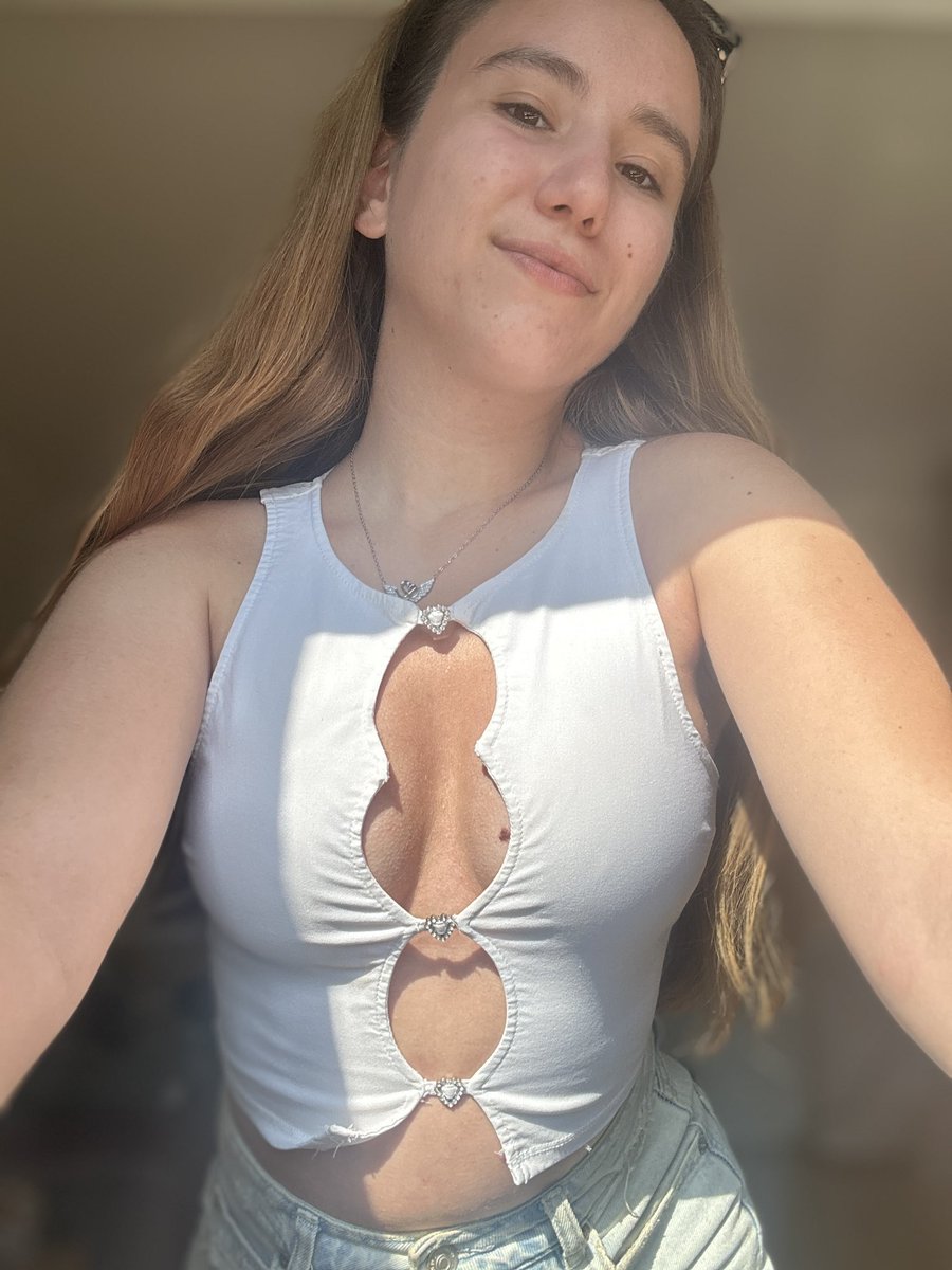 Kaylaforyou26's tweet photo. Ready for the weekend 🤩 https://t.co/b6HyRXrroA