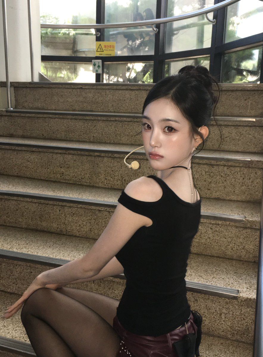 triplescosmos's tweet photo. 미소녀는 🌊와 함께 영원해 🖤

#tripleS #트리플에스
#JiYeon #지연 https://t.co/lQZBiJ40U0