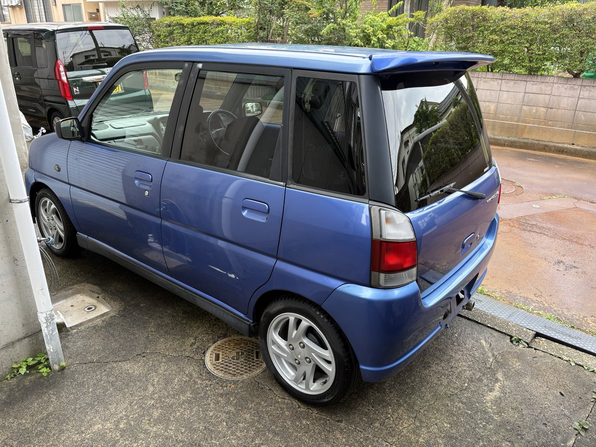 secretfactor's tweet photo. プレオ LS サンルーフ FF CVT 85000km
15万
車検無し一時抹消予定
1年ほど初心者が乗ってたからあちこち傷凹みできてる
冬は乗ってないから致命的な錆は無さそう
塗装が全体的にやれてる
サンルーフの動きが渋かったから最近動かしてない(交換用の実働外しサンルーフ予備一式あり) https://t.co/SwFpg4FU8f