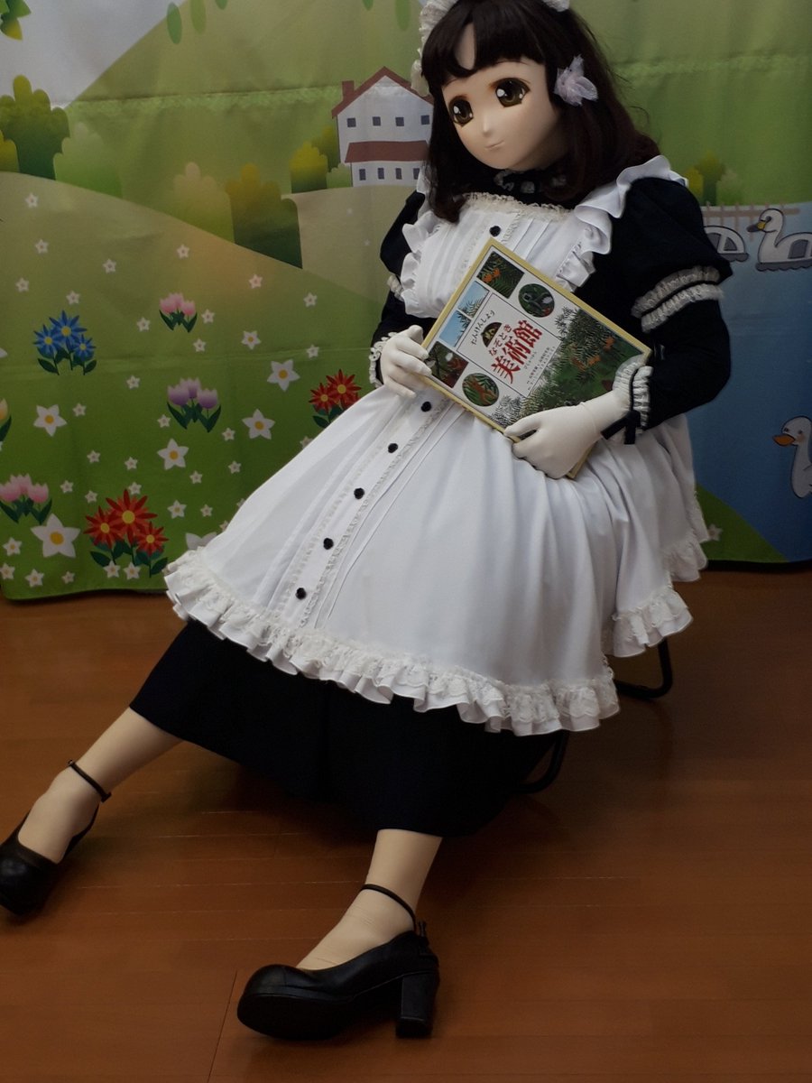 chokogroup's tweet photo. #フォトクラブ 
蘭ちゃんの服
学生服、メイド服、ブルードレス。
まだまだあるよ。 https://t.co/mWi1Z3NCkO