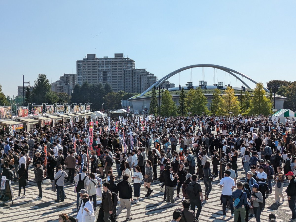 oricon's tweet photo. 『東京ラーメンフェスタ』今年でラスト開催
https://t.co/O8XZdkkiyN
⠀
10/30～11/3までの5日間、駒沢オリンピック公園で開催。日本最大級のラーメンフェスで、2009年から今年で17年目となるが、『東京ラーメンフェスタ』と銘打ったイベントは今回が最後。来年以降は別会��での開催を検討中だという。 https://t.co/7CAq9ytdsa