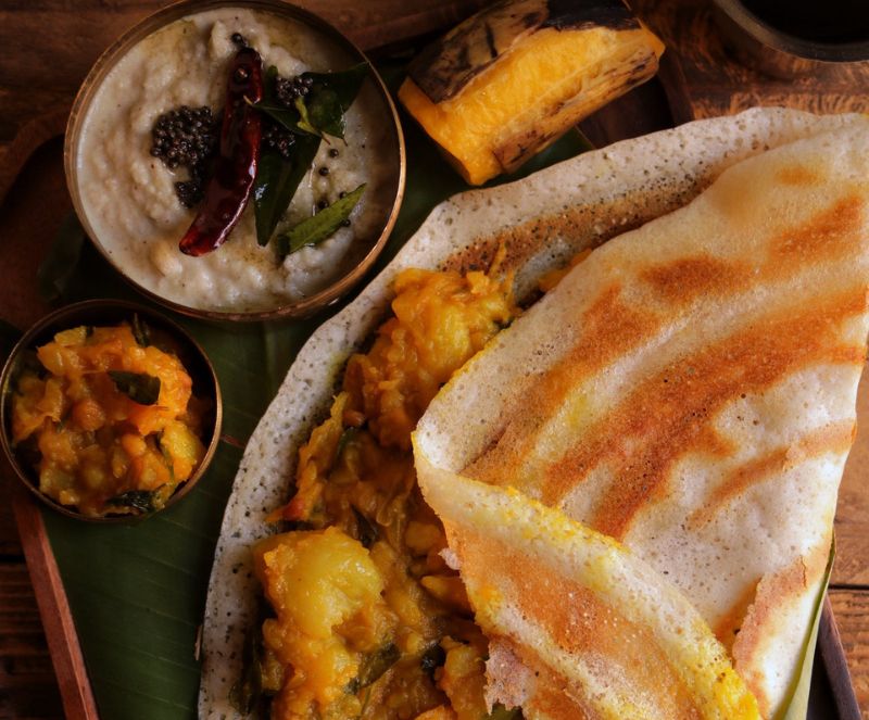 VegNews's tweet photo. Favorite Indian food: dosa. Have you tried it? Get the guide to all the vegan-friendly South Asian options —>
https://t.co/xwQNhTG0Nc https://t.co/JsIif1KRS7