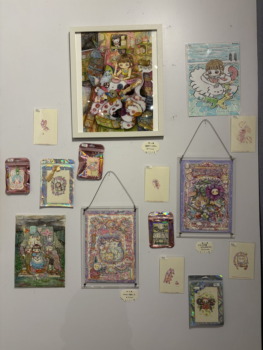dntsrr's tweet photo. marienkafer周年記念展示会
「ドローイング展」前期

初日に行くことができてよかった https://t.co/gKt2Y6wvvt
