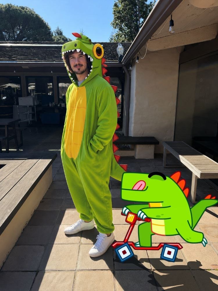 CubigatorHood's tweet photo. @ponsdotfamily We are cubigator 🐊 https://t.co/MKlbYvTbHW