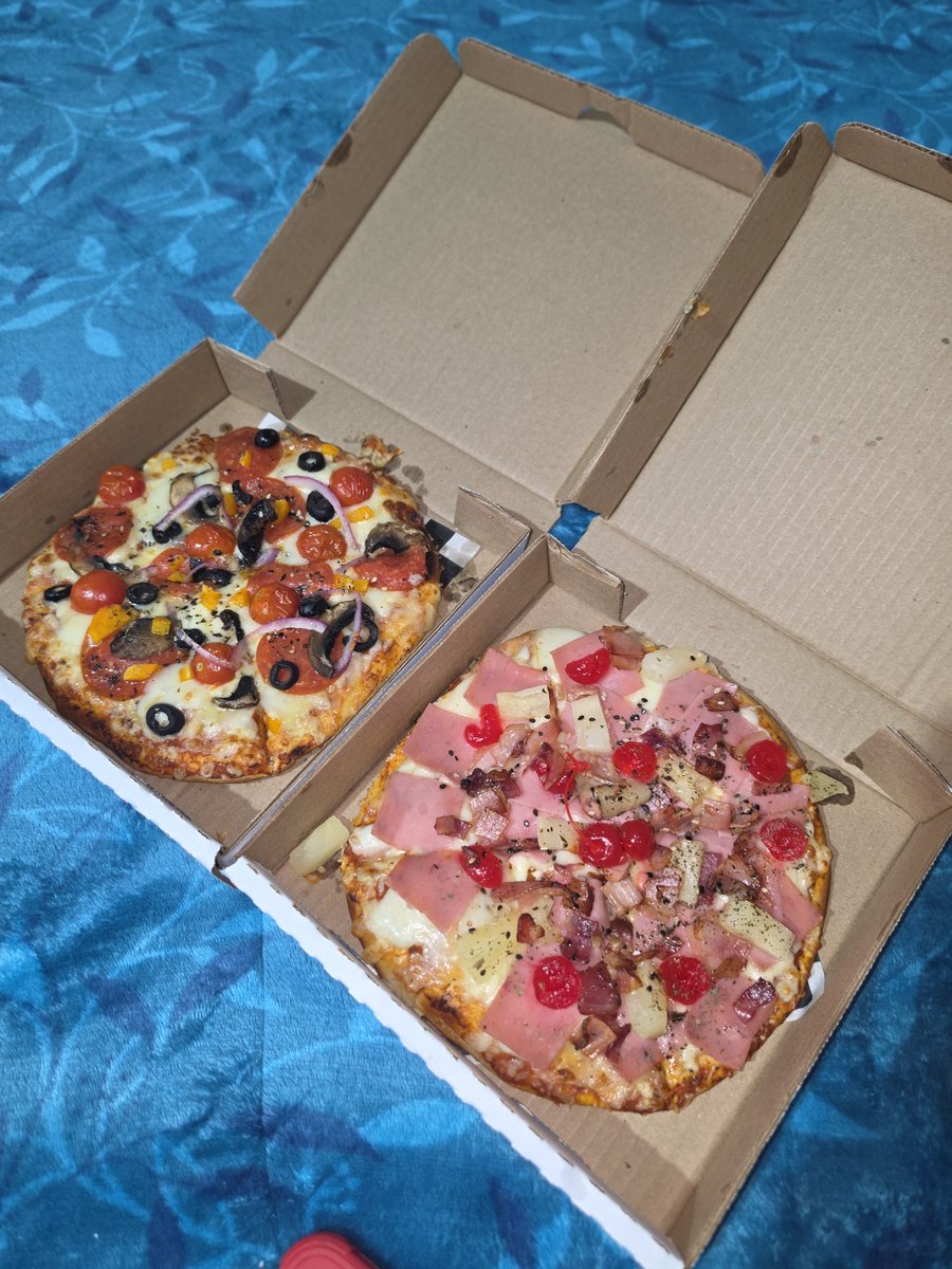 ALEX_MAGALLANES's tweet photo. Una rica cena #pizza en #fresnillo #zacatecas https://t.co/AgOOLSahUu