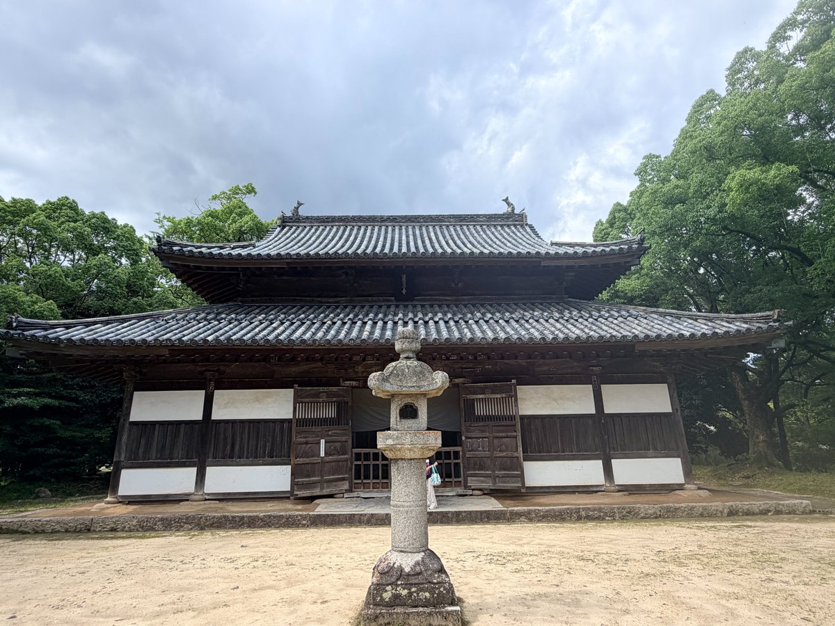 MoTeMiandMe's tweet photo. 太宰府観世音寺：-『続日本書紀』によると、斉明天皇が崩御し（661年)その子天智天皇が母の菩提を弔うために発願・建立。８０年かけて完成した（天平18年、746年）。

#kanzeonji
#dazaihu https://t.co/92abVX54Zb