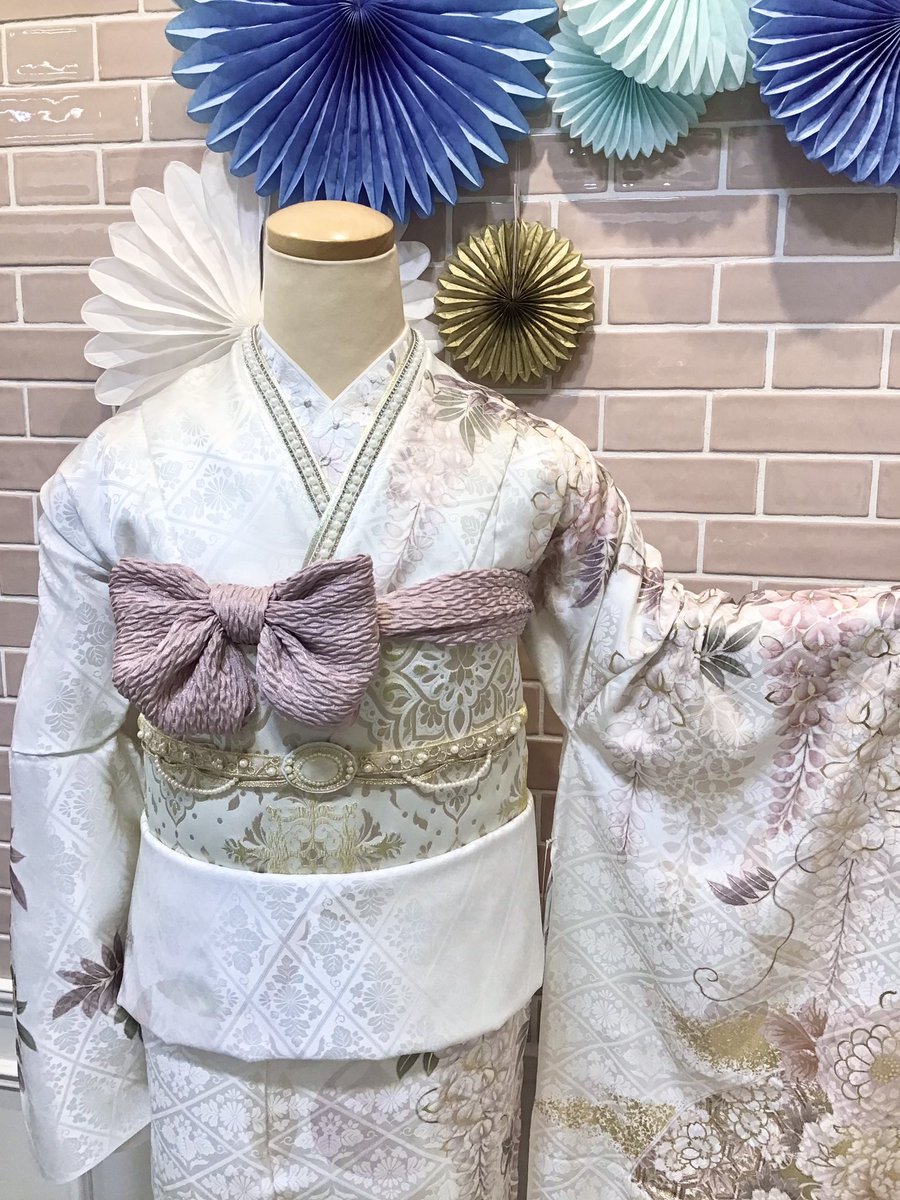 SendaiEli's tweet photo. 🤍オリジナル振袖🤍

ジョイフル恵利でしか着られない❗️
オリジナルの振袖です🎀

仙台で振袖探すならクリスロードのジョイフル恵利へ🏃‍♀️
土日も平日もいつでも試着できます♩ https://t.co/6QhArW2Nz3