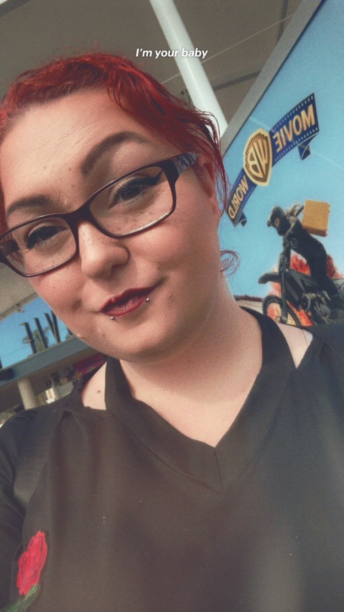 MisstressRed94's tweet photo. I’m out for Italian and you’re gonna cover it. 

$65 to b33m or r3volut. 😘😘 https://t.co/MRLRmfeZjD