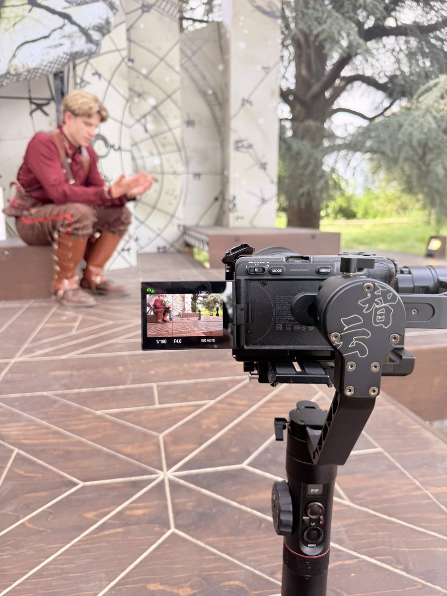 LSProUK's tweet photo. Filming the promo film for @thedukestheatreco @hever_castle for this years summer outdoor and indoor tour of Romeo &amp; Juliet.

#epk #promofilm #romeoandjuliet #thedukestheatrecompany #filmingservices https://t.co/CSL9cRHv0s