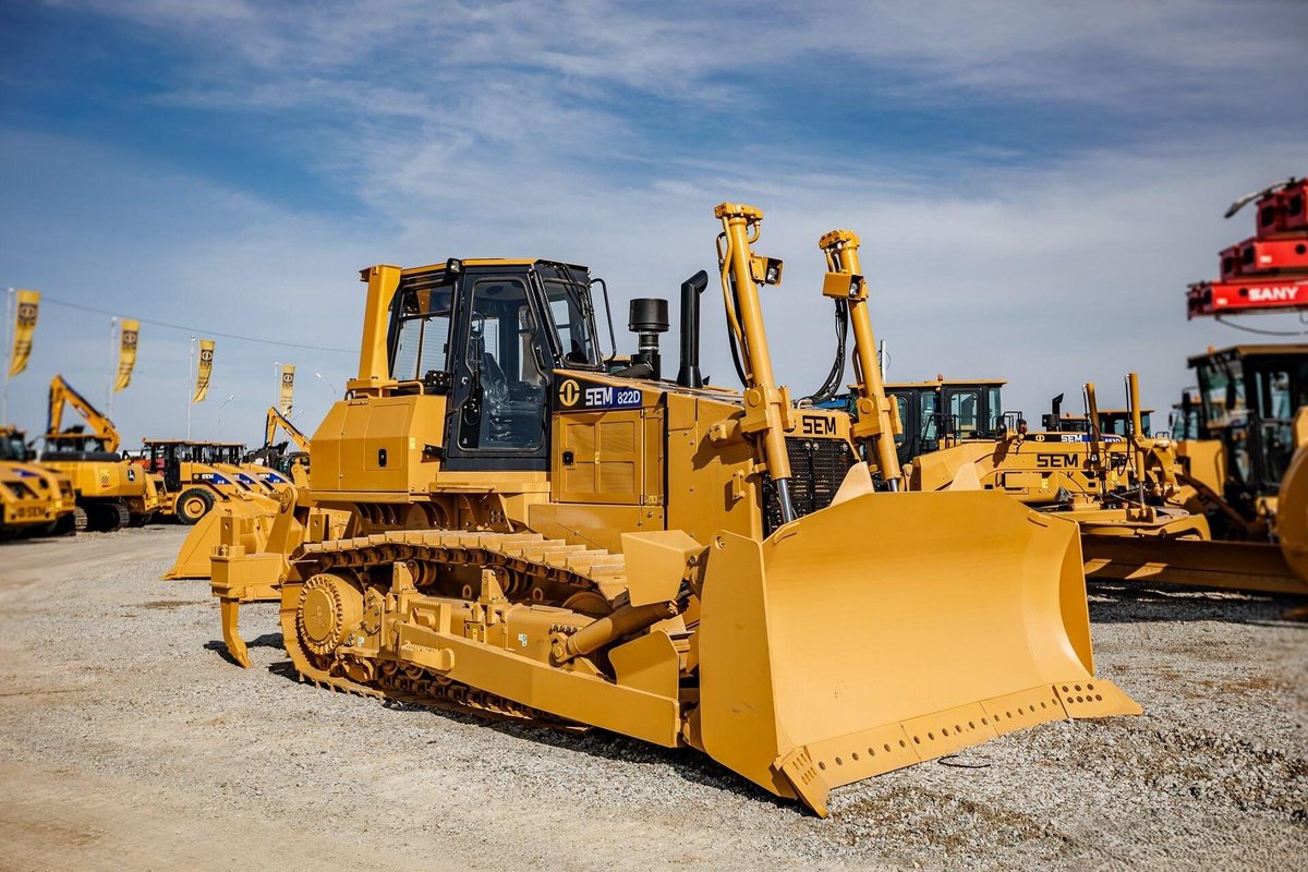 MandyHuang024's tweet photo. SEM Bulldozer SEM822D
✅ Weichai Engine
✅ SU/S Blade
✅ STD Cabin
✅ Ready for Immediate Delivery

Perfect for road construction, mining, and earthmoving projects.

📩 Contact me for price, photos, and shipping details.
Whatsapp:+86 19838157661

#caterpillar #bulldozers #dozer https://t.co/MtIH7JqhYN