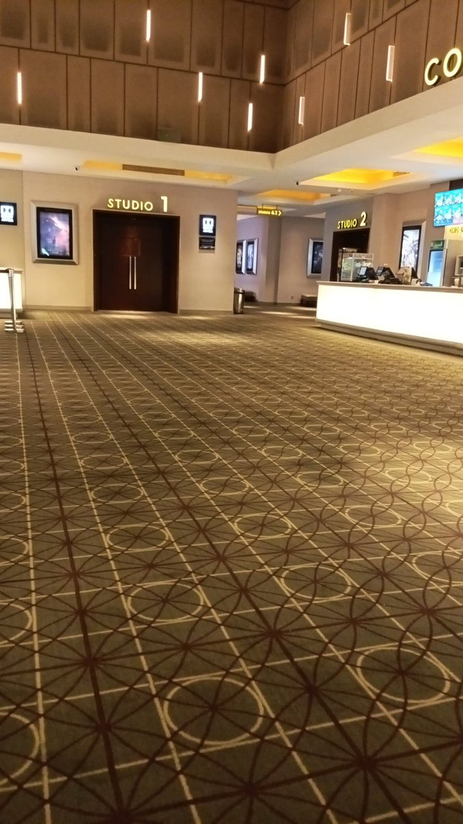tehenaaa's tweet photo. Abis nonton The Odyssey, selama tadi nonton sempet kepikiran bakal se epik apa kalo Nolan nge direct Epos Mahabharata. https://t.co/toWzvCcMcc