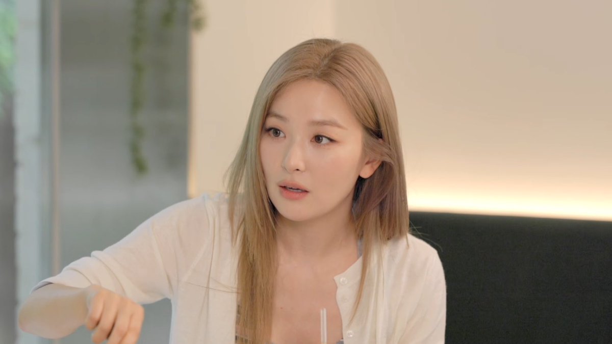 seulgi archive tweet media