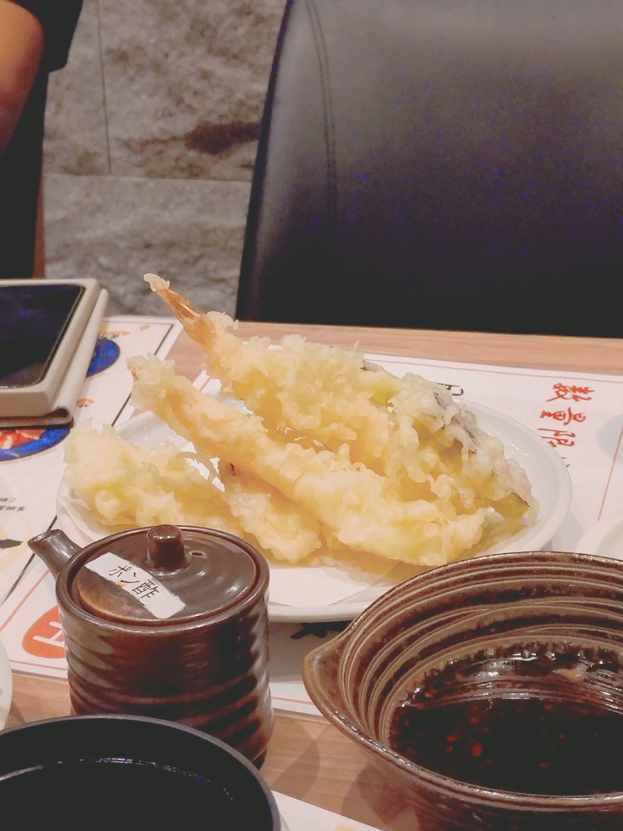 akitaka2005's tweet photo. 長崎出張2日間のお昼ご飯❤炙りカジキ丼、天ぷら、牛タン、チキン南蛮、唐揚げ、鴨南蛮そば、角煮丼美味かった(*´﹃｀*) https://t.co/QvFmkBCjdD