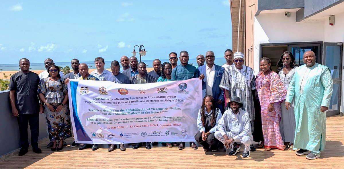 IWMI_'s tweet photo. 💧 How do we manage groundwater that crosses national borders? 

A new blog explores how cooperation, shared knowledge, and joint monitoring are helping strengthen water security in West Africa.

📖 Read the blog: https://t.co/jU32fIjmPP

#G4DR #TransboundaryWaterCooperation https://t.co/tJ2Ta5Ccej