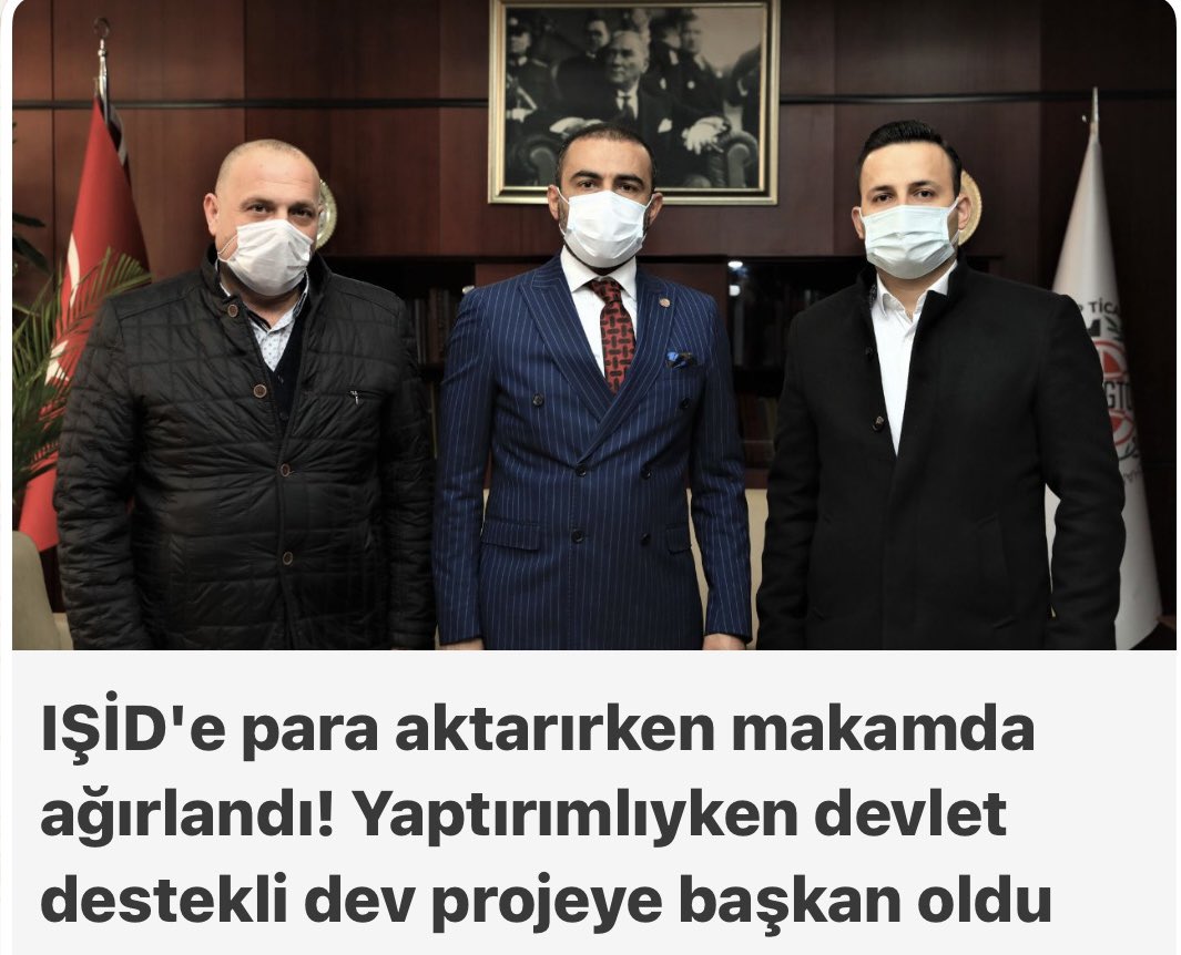 1926_832's tweet photo. 2023'te 
IŞİD finansörü olarak mal 
varlığı dondurulan 
Suriyeli Alwaki, 
yaptırım listesindeyken 
Türkiye destekli 
El Bab OSB'yi yönetti

Gaziantep'te 
makamda ağırlanan 
şahsın tüm kısıtlamaları 
Cumhurbaşkanı Kararı ile 
sıfırlandı…. 
#Soruşturma https://t.co/VSuPbXzzuE