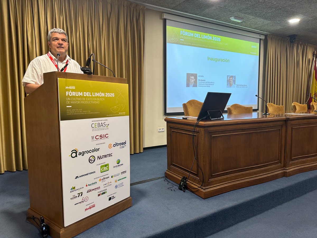Mercasa_mercas's tweet photo. 🍋 @mercamurciainfo participa en el #FórumDelLimón 2026, organizado por #Interempresas, donde compartió la visión del canal mayorista sobre distribución, consumo y sostenibilidad, poniendo en valor el papel de la #ReddeMercas para el sector 🍋

🔗 https://t.co/pi1bWV466L https://t.co/R4tVCVEdFf
