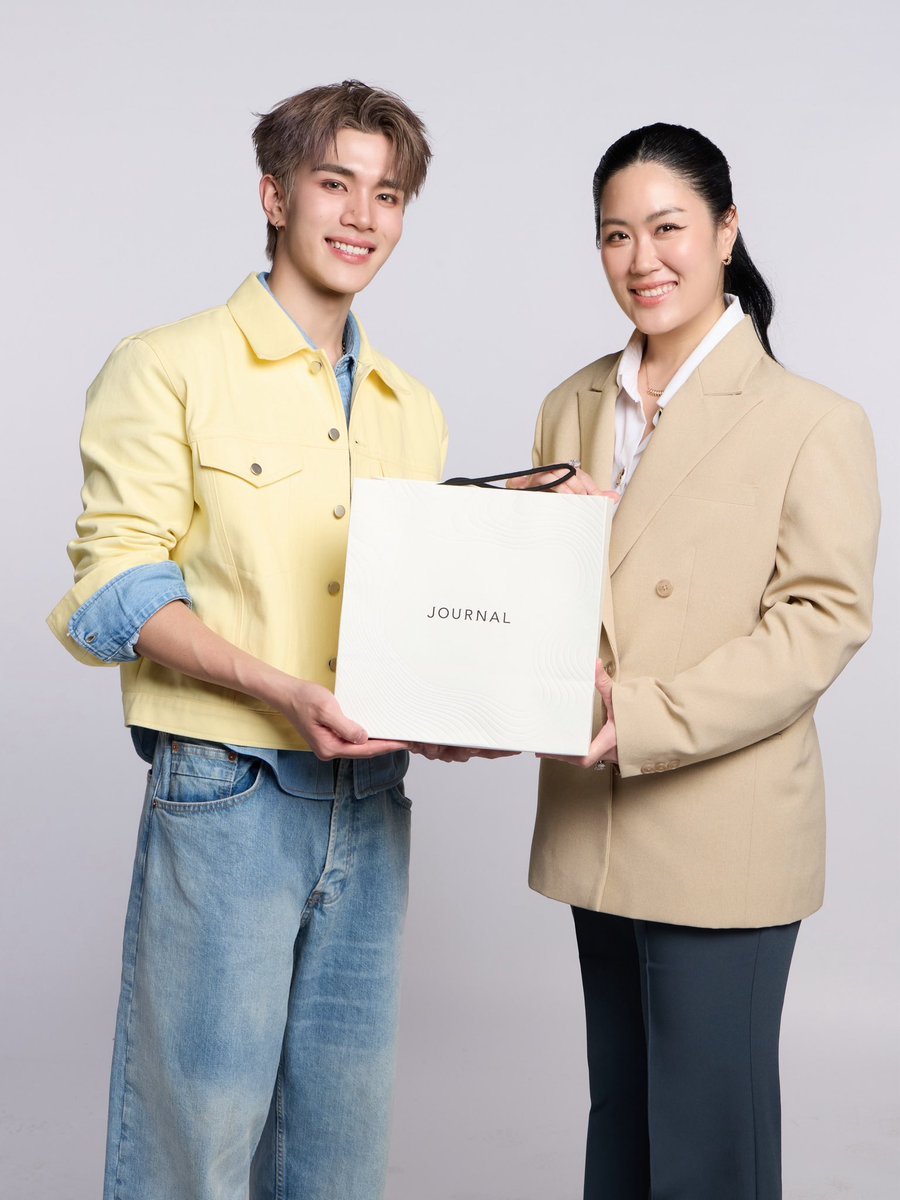 FourthOfficiall's tweet photo. IG Post Update [17072026] : fah_sutee

ยินดีต้อนรับ @tawattannn เข้าสู่ครอบครัว @journalperfume ในฐานะ Presenter ของ Body Mist 🤍✨ ดีใจมากที่ได้ร่วมงานกันนะคะ โฟร์ทน่ารักที่สุด! #JOURNALBodyMistxFOURTH

@tawattannn 
#Fourthnattawat 
#โฟร์ทณัฐวรรธน์ https://t.co/FnXNZyayNP
