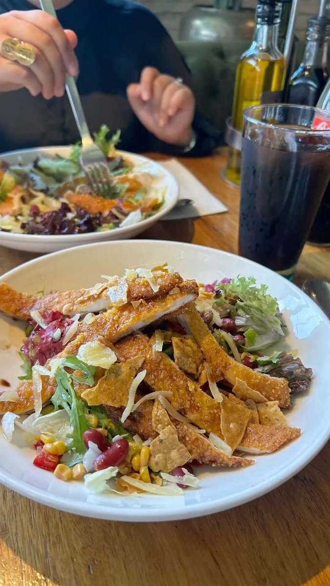 Dailyfoodirs's tweet photo. Craving this https://t.co/h1Vq3MKCXc