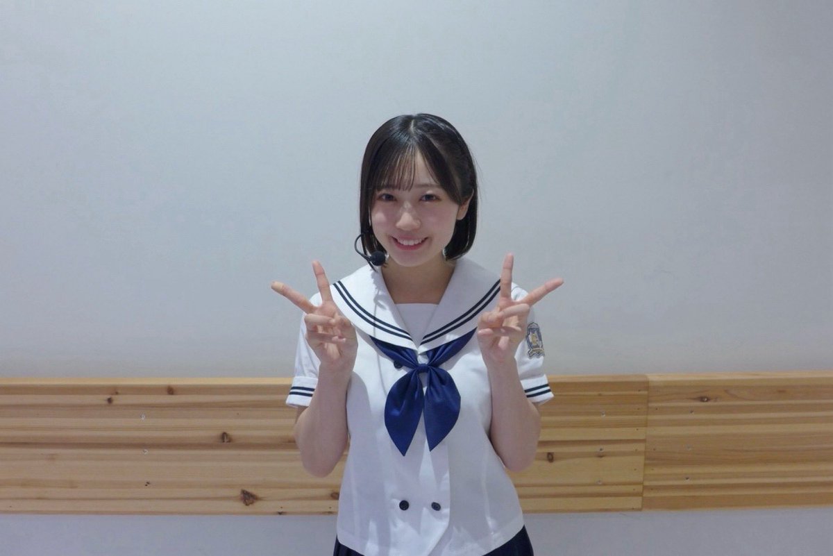 miuna_bokuao's tweet photo. この後17:15~
《 SHOWROOM配信 》みんな見に来てね👀💖
▷▶https://t.co/Gw8F7POPVQ

たくさんコメントもしてくれたらうれしいです！

#僕青 #SHOWROOM #須永心海 https://t.co/BeVYhIxb2c
