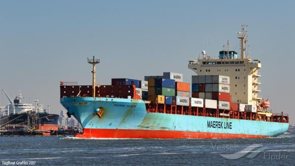 container_news's tweet photo. @maersk introduces low #water #surcharge on #Europe-#Canada #trade
https://t.co/z3uDJOeW9S https://t.co/B5psBOQBET