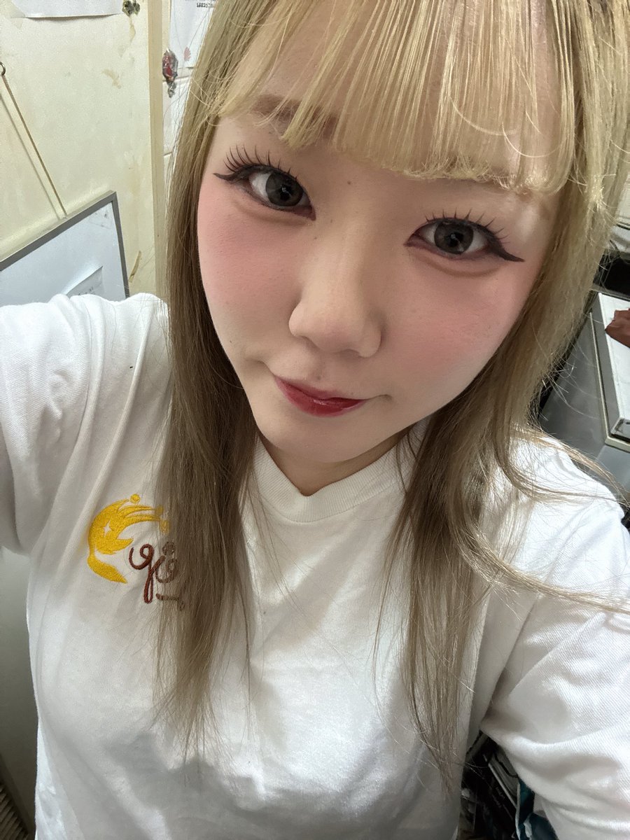 ayaka_leje's tweet photo. 出勤！

待ってますよ♪

 #leje  #leje京都 https://t.co/emfj9GIkxo