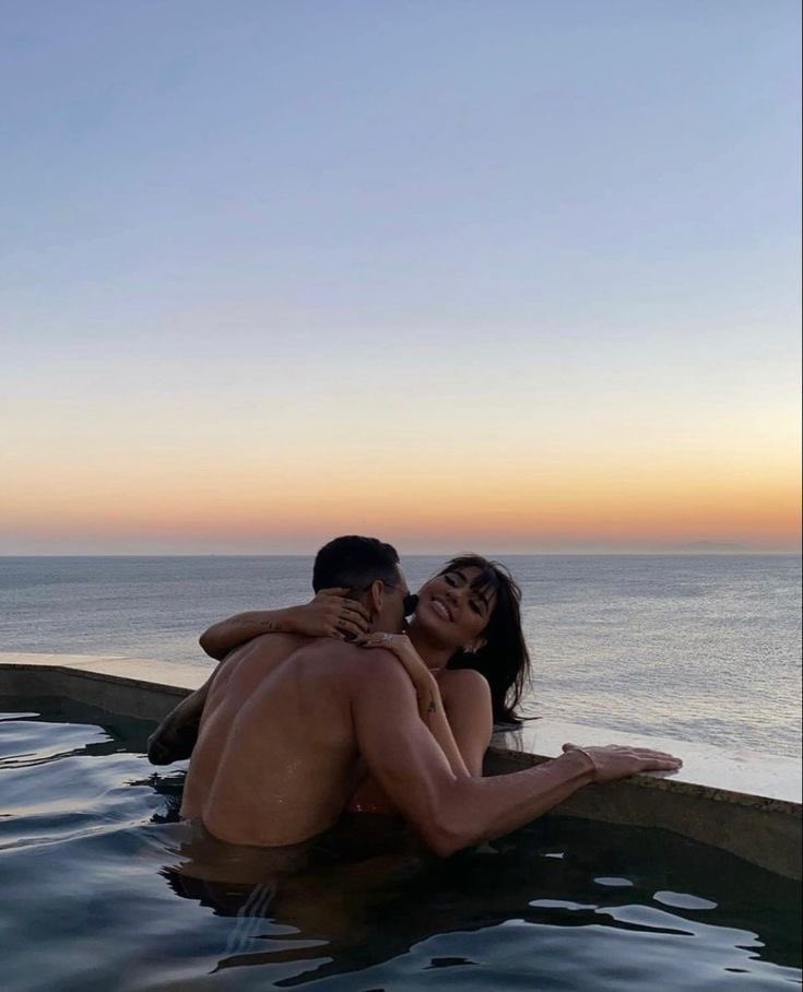 loveucouple's tweet photo. https://t.co/0gvPM9Te3W