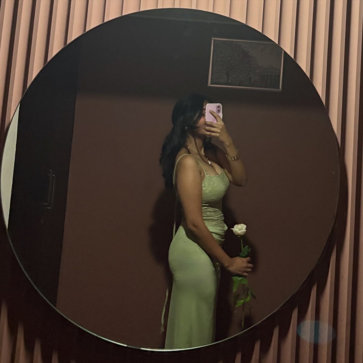 czntsfilms's tweet photo. that one savana dress💅 https://t.co/5dosX9NDRu