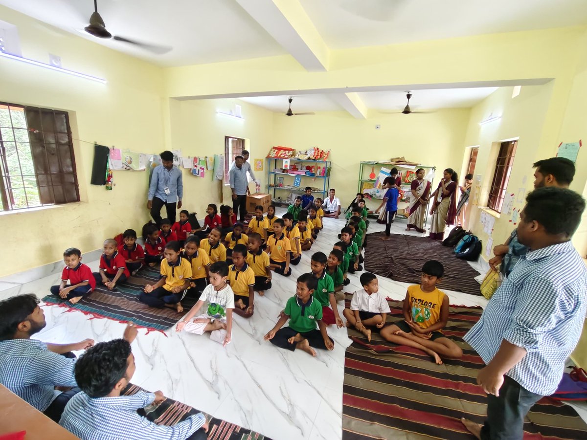 dietmbj's tweet photo. Glimpses of the Internship Programme of 1st Year and 2nd Year D.El.Ed. Pupil Teachers of DIET, Mayurbhanj, conducted in different schools under Baripada Block from 06.07.2026 to 11.07.2026. https://t.co/bjGxkzfCgh