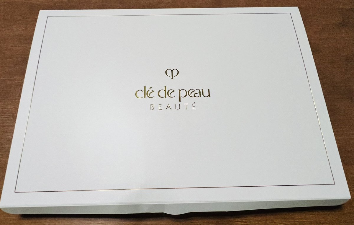 secret_Queen_k's tweet photo. サンプル品当たった🧡
サンプルでも豪華😍 https://t.co/6deKFXVKUz