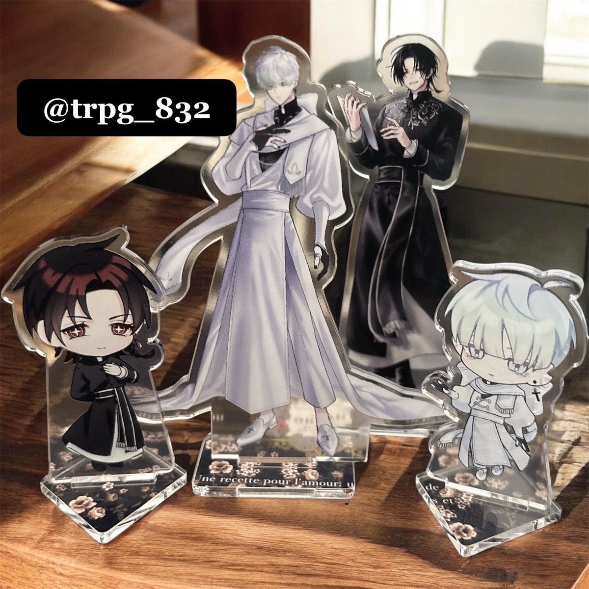 trpg_832's tweet photo. 相方PL(#kanzaki_akira3 )からサイコ～～～すぎるいわひら自陣のアクスタが届いたので世界へ自慢をします❣️❣️
素敵な立ち絵やSDを描いて下さりありがとうございます💝💕︎︎ https://t.co/Ywtl7FiFxO