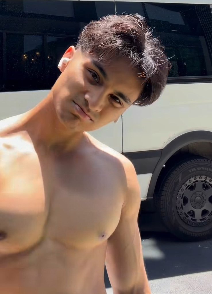 muscledailyid ⚜️ tweet media
