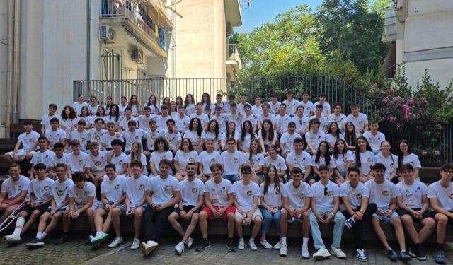 ekdoseiskerkyra's tweet photo. ECONOMY-SOCIETY
YES 2026 inspires the next generation of the entrepreneurs
https://t.co/IMh2N8KdKw
#ekdoseiskerkyra #economiapublishing #YESProgram @athens_and @ACEinAUEB #innovation #ai #seeban #trainsight #easyassist #instantfit https://t.co/YoBYWhMjSC