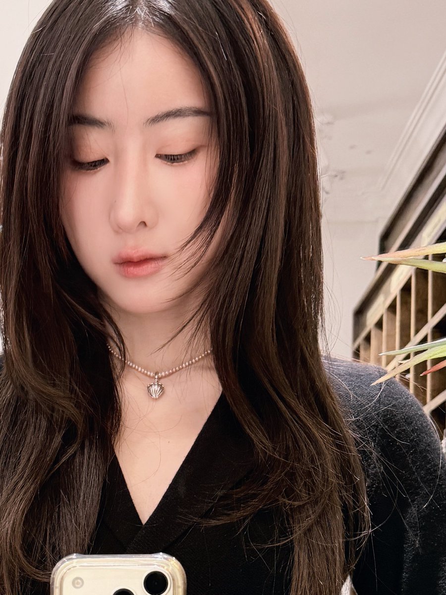 hellhzt2's tweet photo. btw, that's my wife

@Yoko_apasra
#YokoApasra #โยโกะอาภัสรา https://t.co/klPf99Idlq