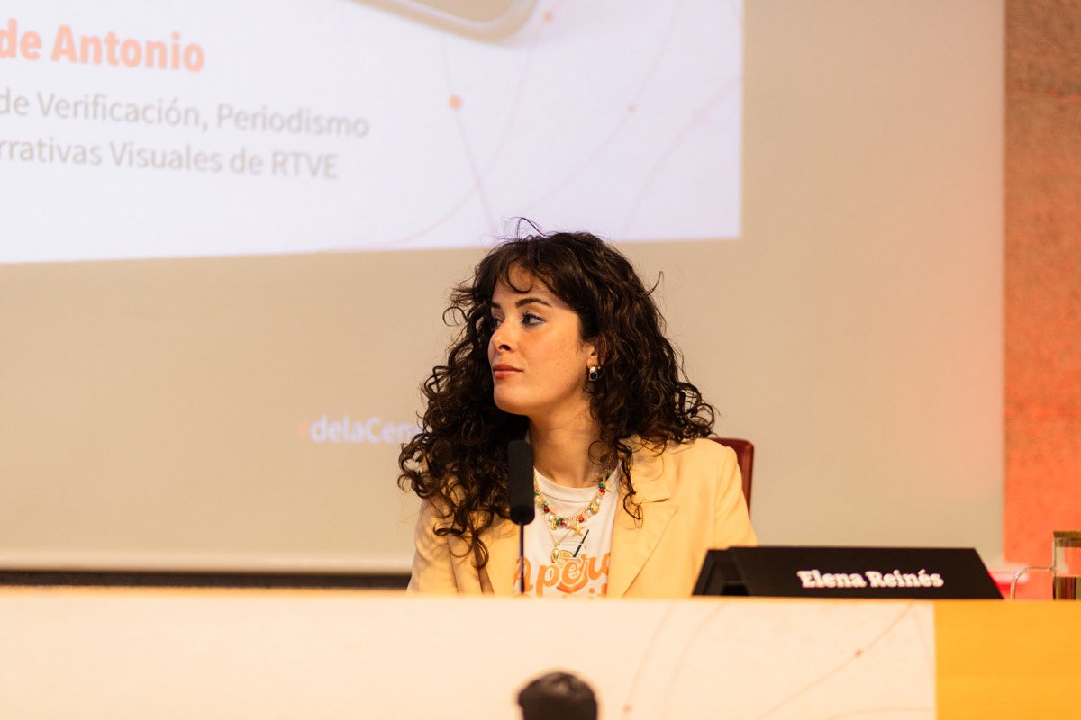 Elena reinés tweet media